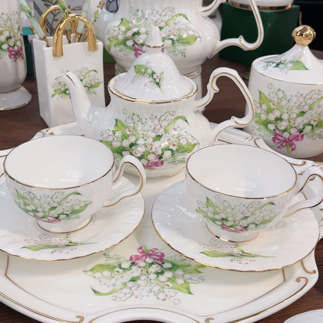 【闪购商品】瓷片一壶2杯碟———————-