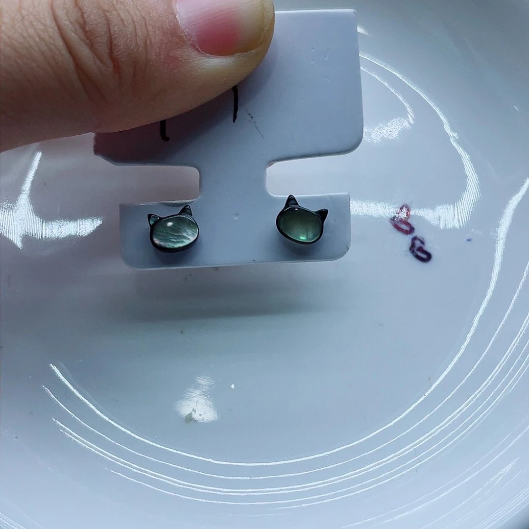 银S925镶嵌耳饰淡水珍珠