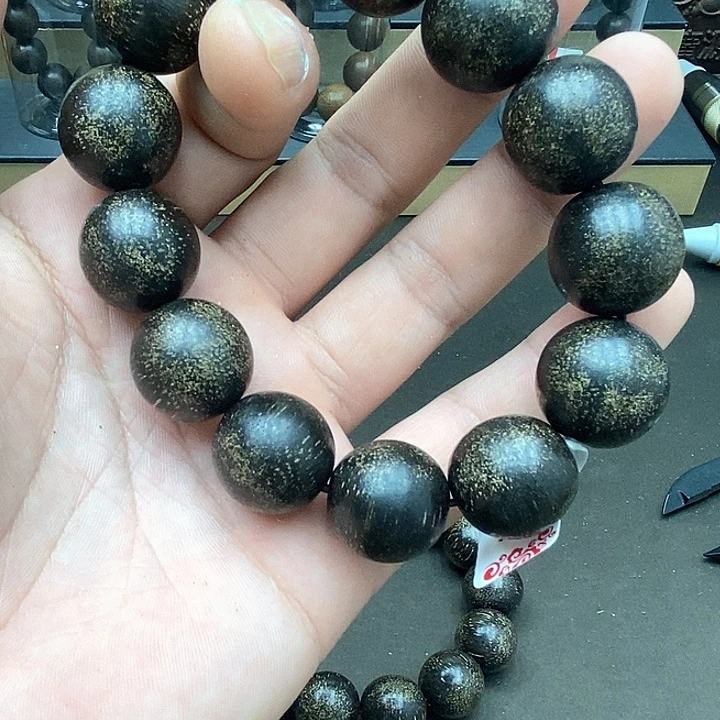 沉香沉香碎屑芽庄蚂蚁虫漏41