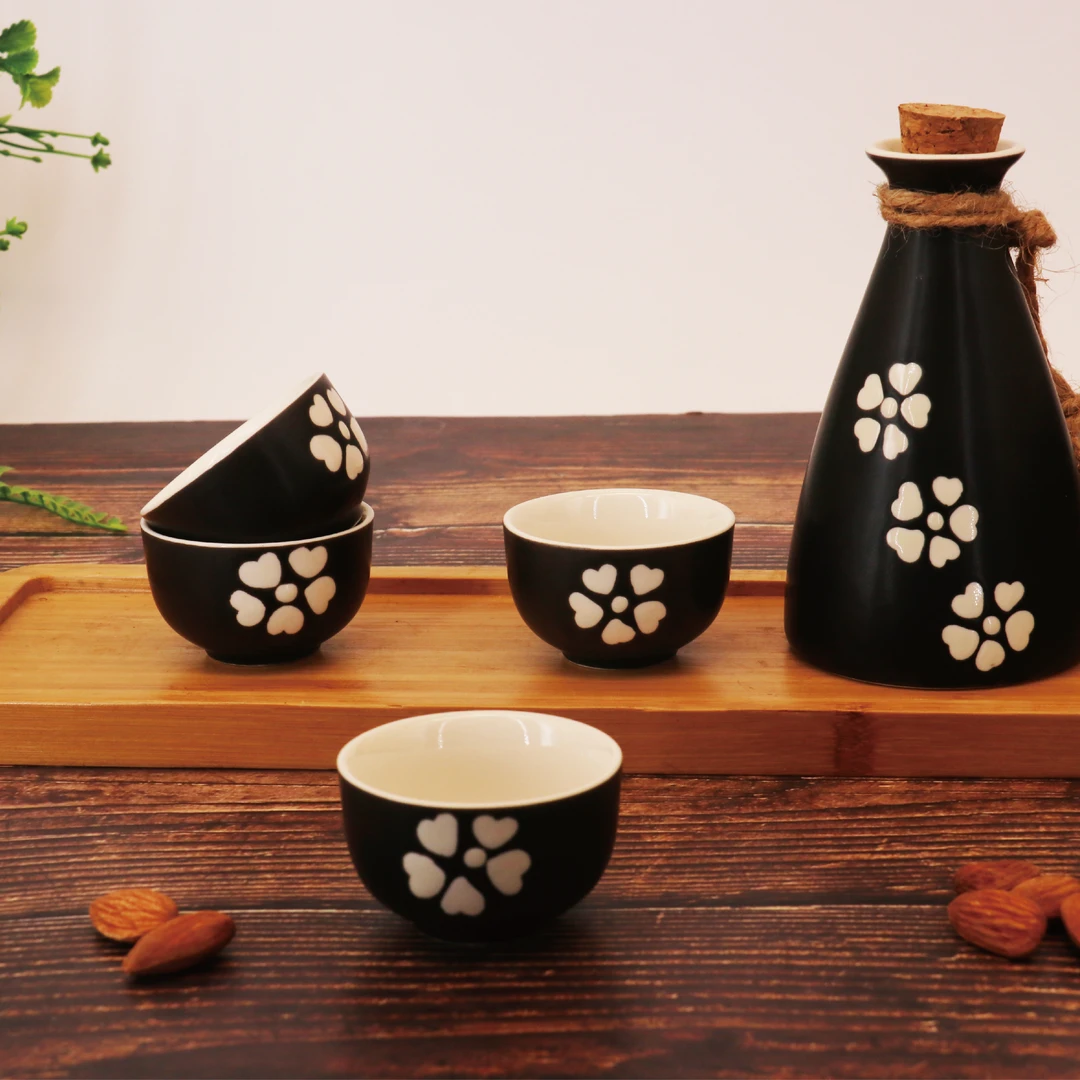 安维娜陶瓷酒具套装分酒器手绘樱花酒壶日式果酒白酒杯酒具礼盒装