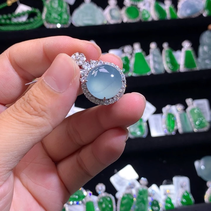 【闪购商品】颈饰银S925镶嵌翡翠天然翡翠