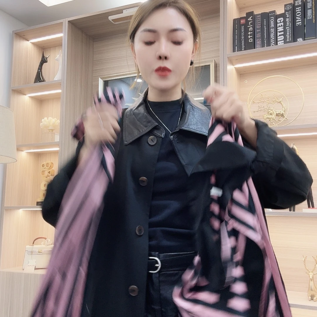 一位飞过上海和成都之后却