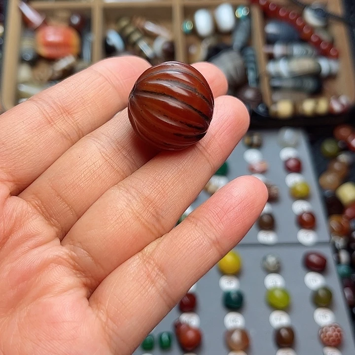 玛瑙/玉髓未镶嵌珠宝半成品