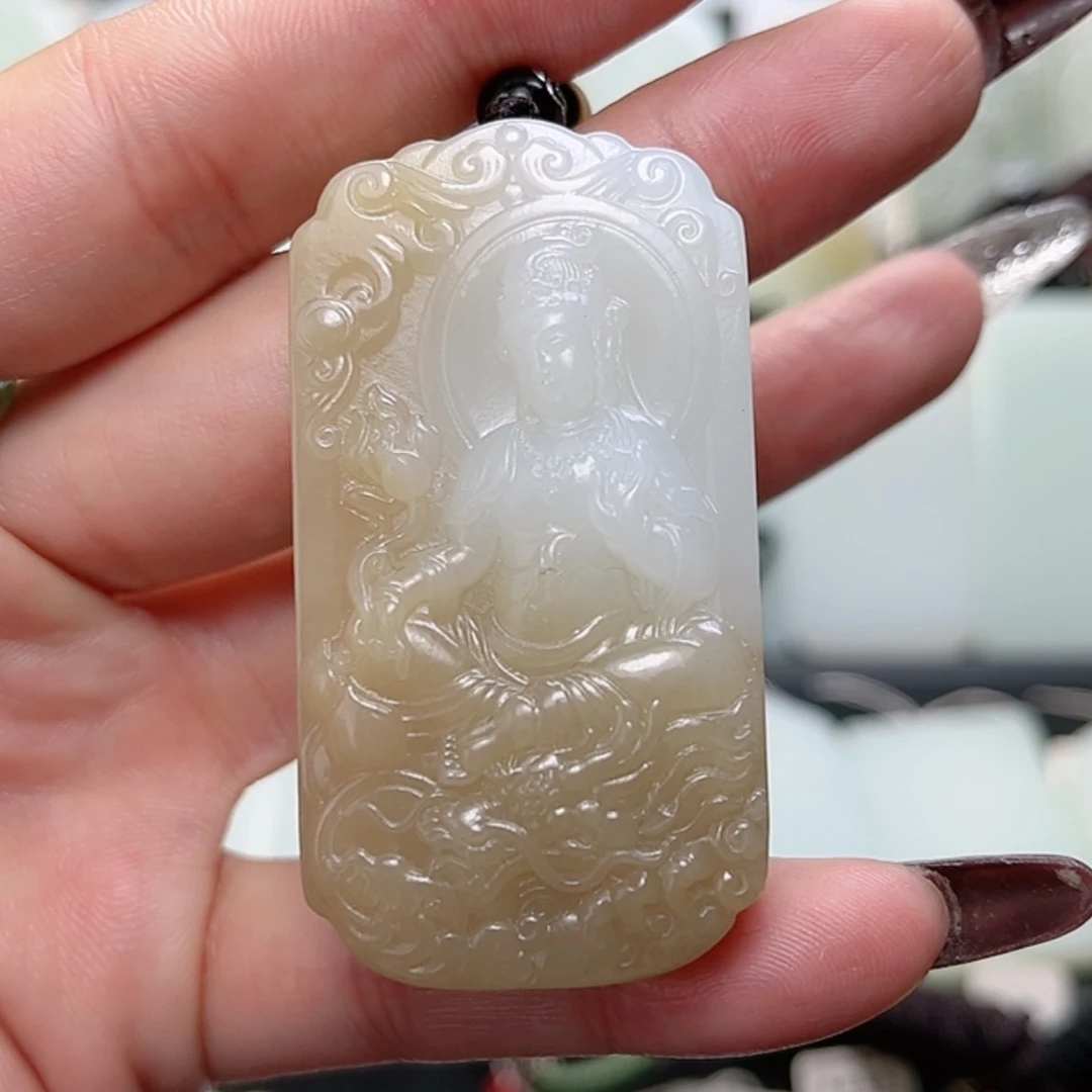 【闪购商品】颈饰未镶嵌和田玉