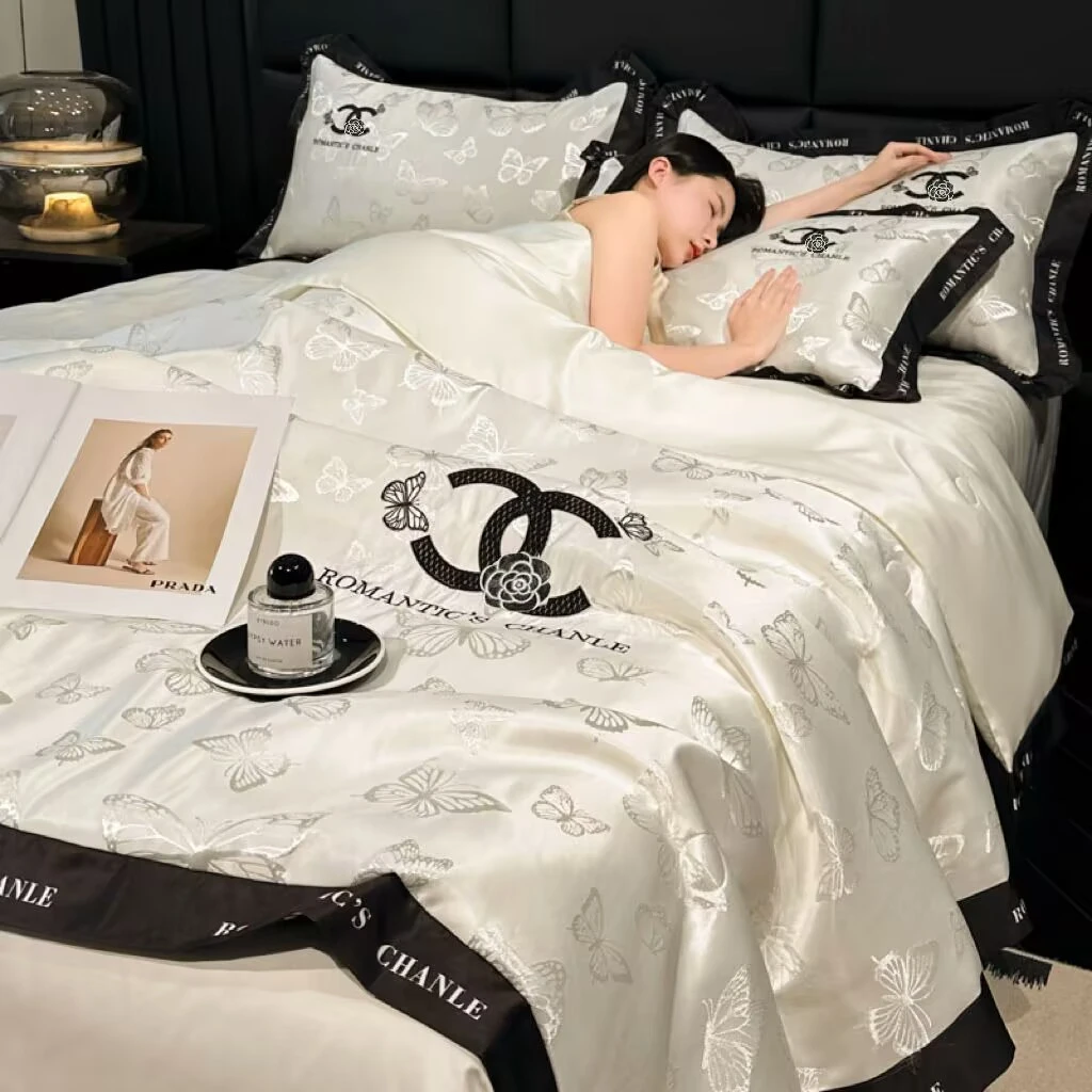 A类轻奢提花冰丝夏凉被四件套丝滑凉感空调被单双人可机洗薄被子