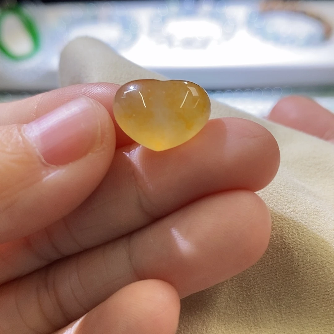 未镶嵌摆件翡翠爱心