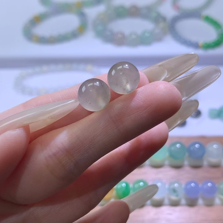 翡翠未镶嵌颈饰卡10咖啡冰圆珠一对