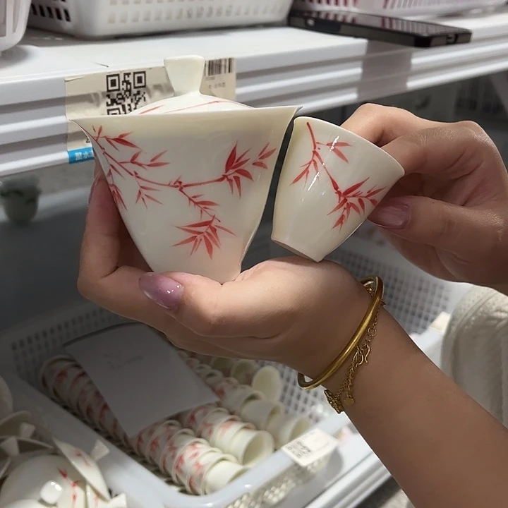 两件套哈哈哈哈哈哈哈哈