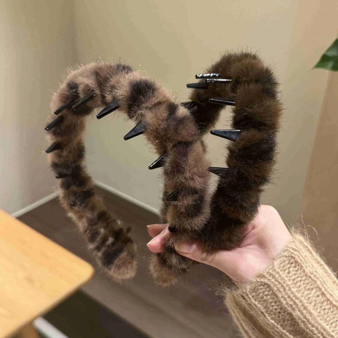 【48小时发货】韩系复古豹纹带齿毛绒发箍女防滑洗脸发卡头箍2024