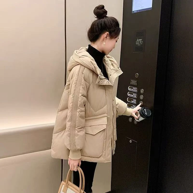 羽绒服女冬季2024新款短款高端时尚设计感韩版加厚连帽外套B14-16