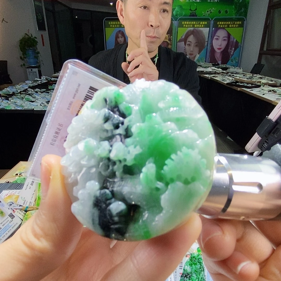 颈饰未镶嵌翡翠翡翠