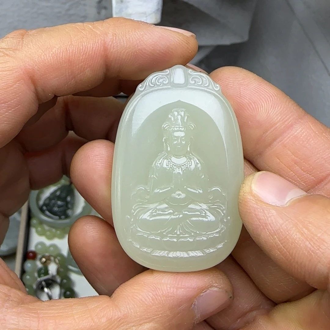 和田玉未镶嵌颈饰