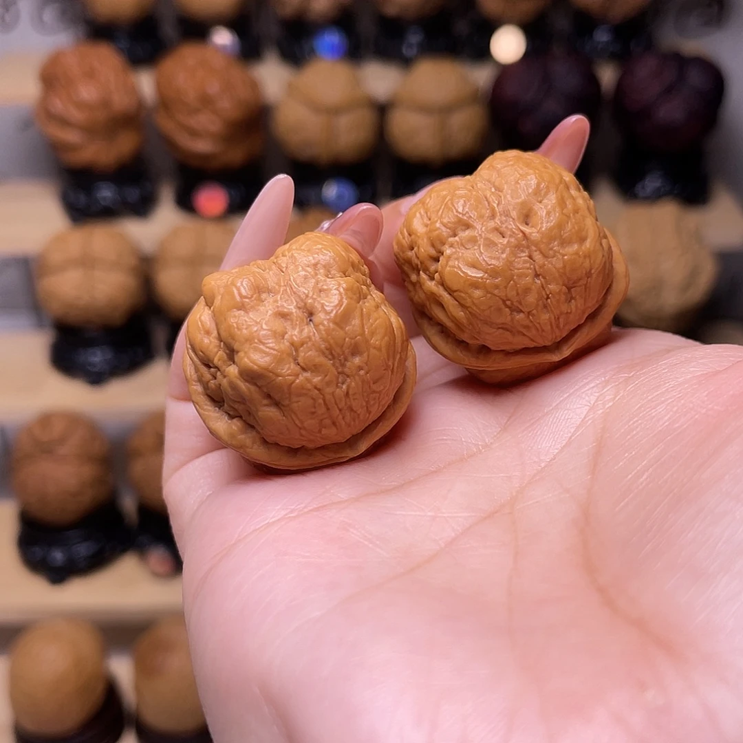 文玩核桃把件5…………30mm