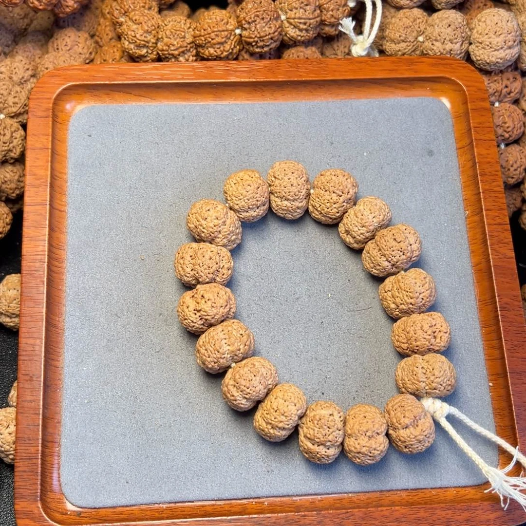 菩提26号尼泊尔大金刚22五星熊猫夹板菠萝蜜