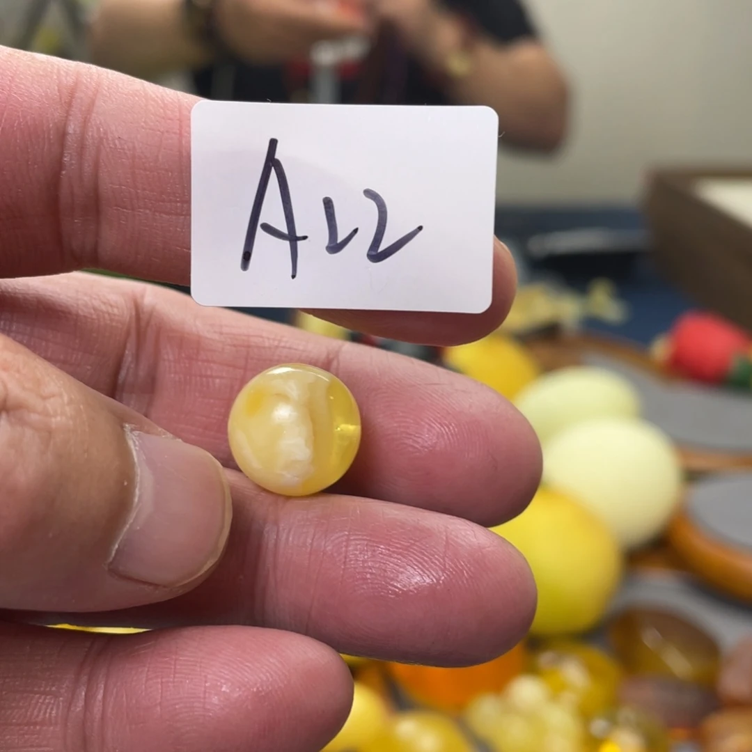手链琥珀未镶嵌多样性发，发其中一件