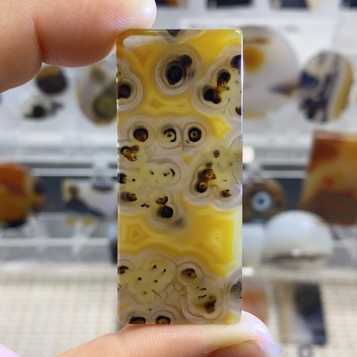 未镶嵌颈饰玛瑙/玉髓