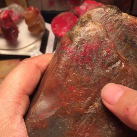 大***狐中国巴林鸡血石原石