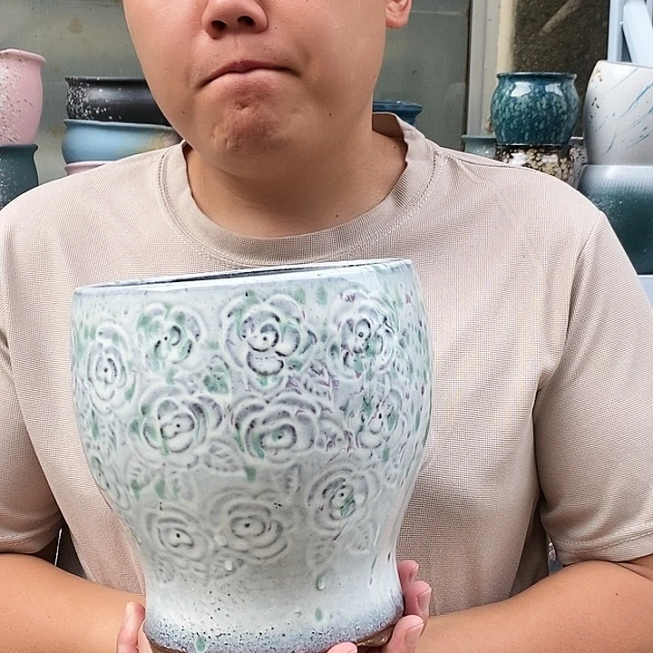 紫砂花盆口18高20瑕疵