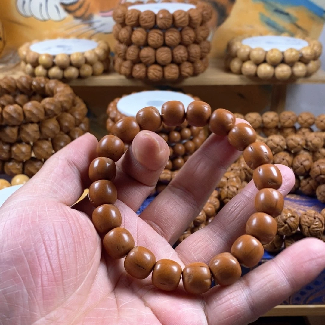 桃核手串龙纹桃核无纹路光珠