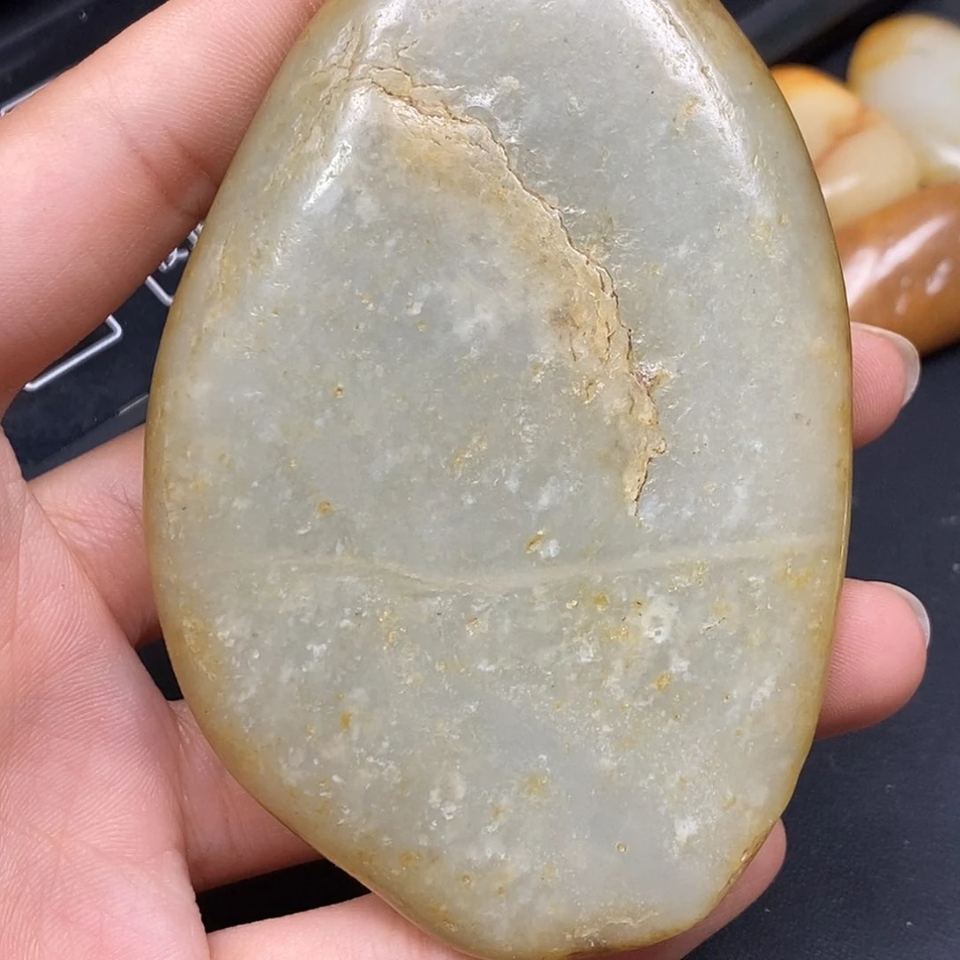 和田玉（糖玉）未镶嵌挂件