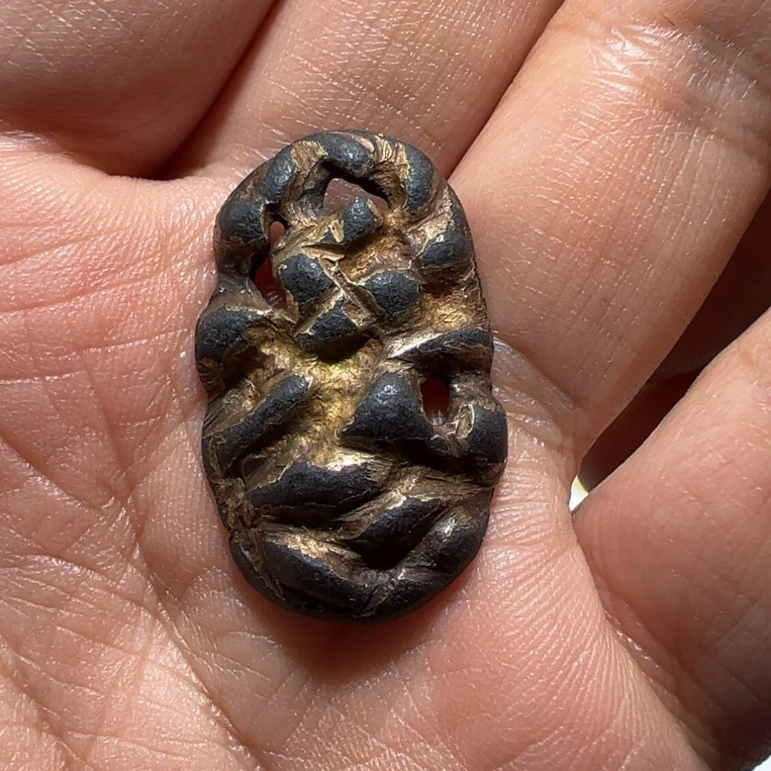 颈饰玻璃墨白藏传出品10