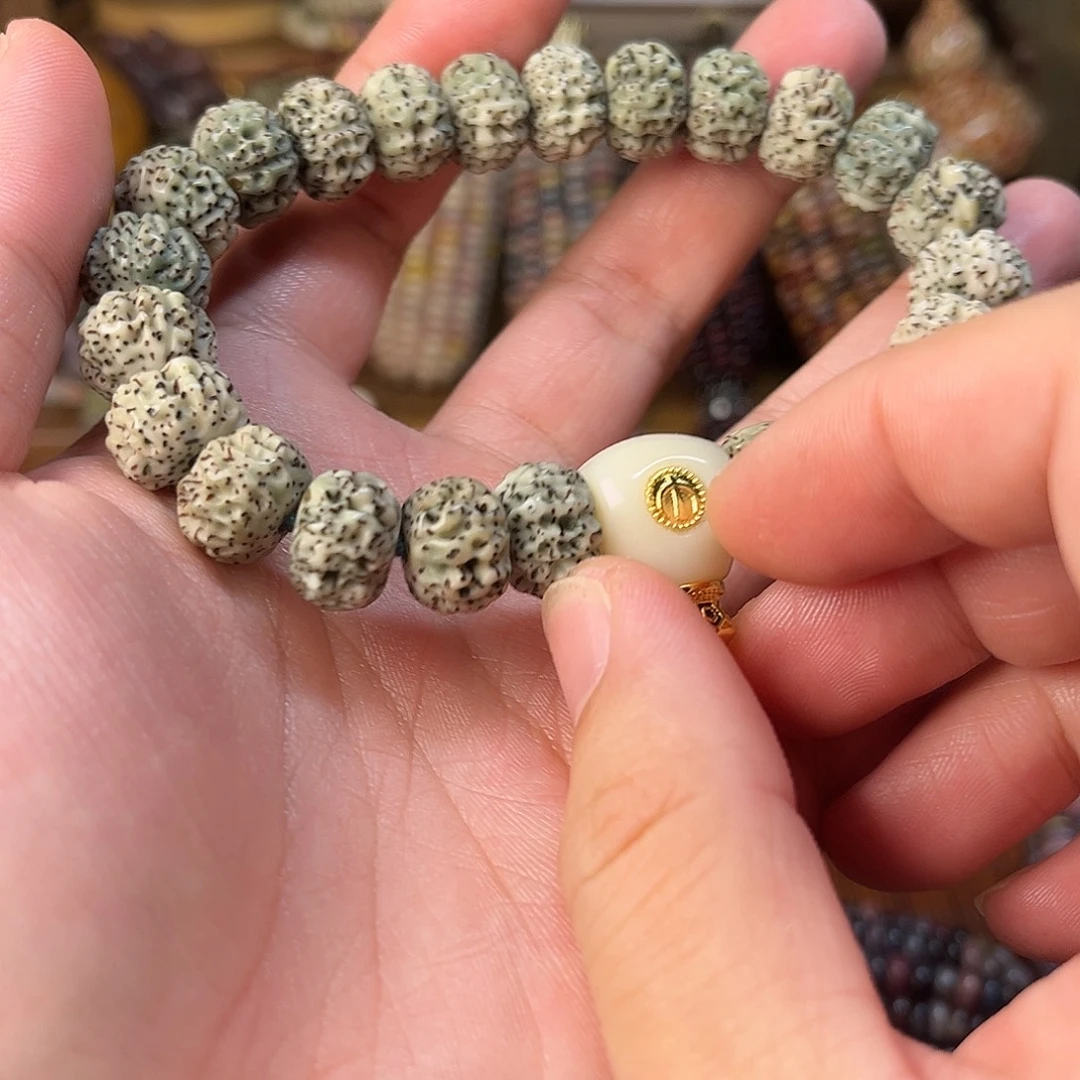 L***i木沐木造物星月小金刚