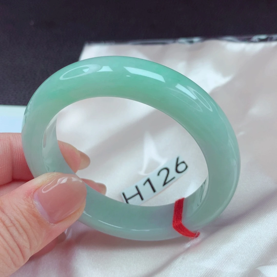 翡翠手镯未镶嵌手镯88