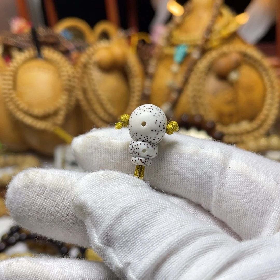 手串星月菩提雕刻三通大眼睛