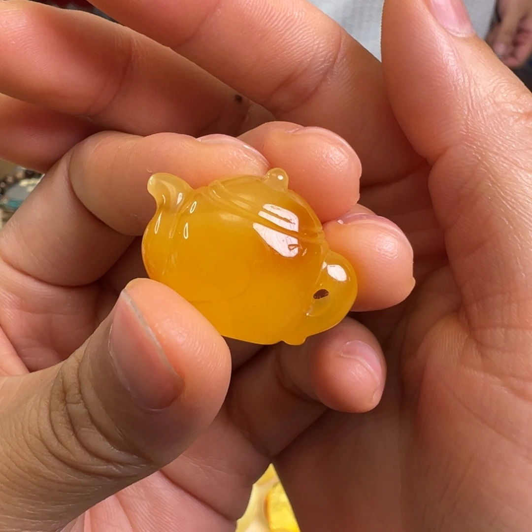 未镶嵌蜜蜡裸石蜜蜡