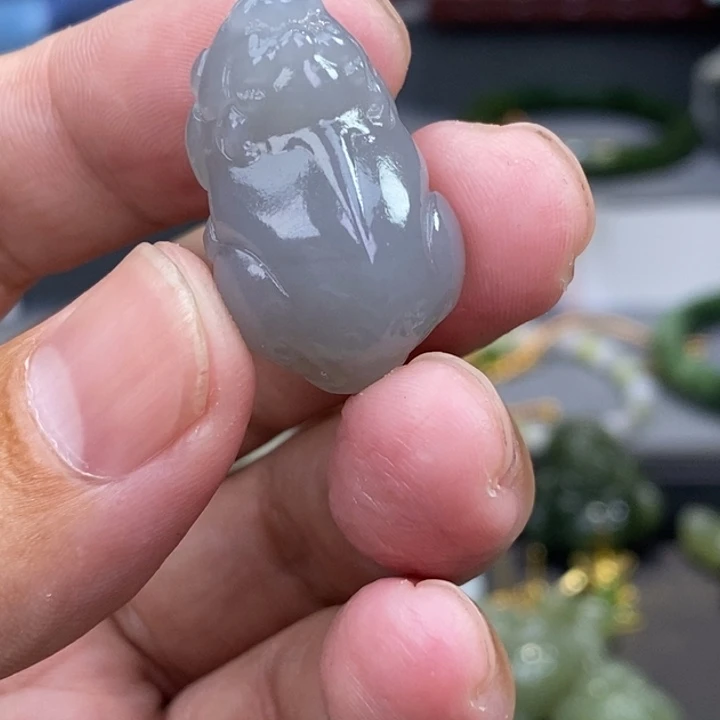 和田玉未镶嵌车挂