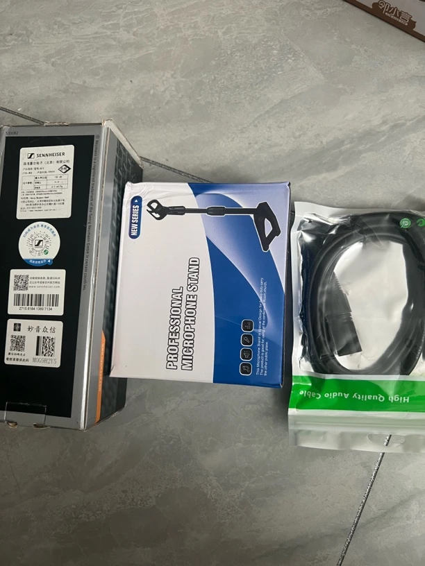 95新  诺音曼105国行电容麦克风保证正品质量