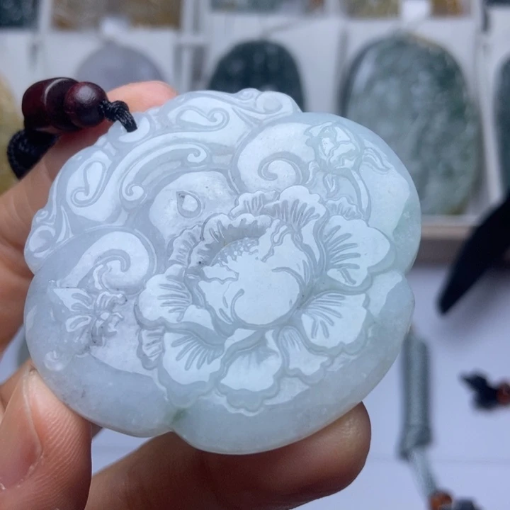 翡翠未镶嵌挂件翡翠