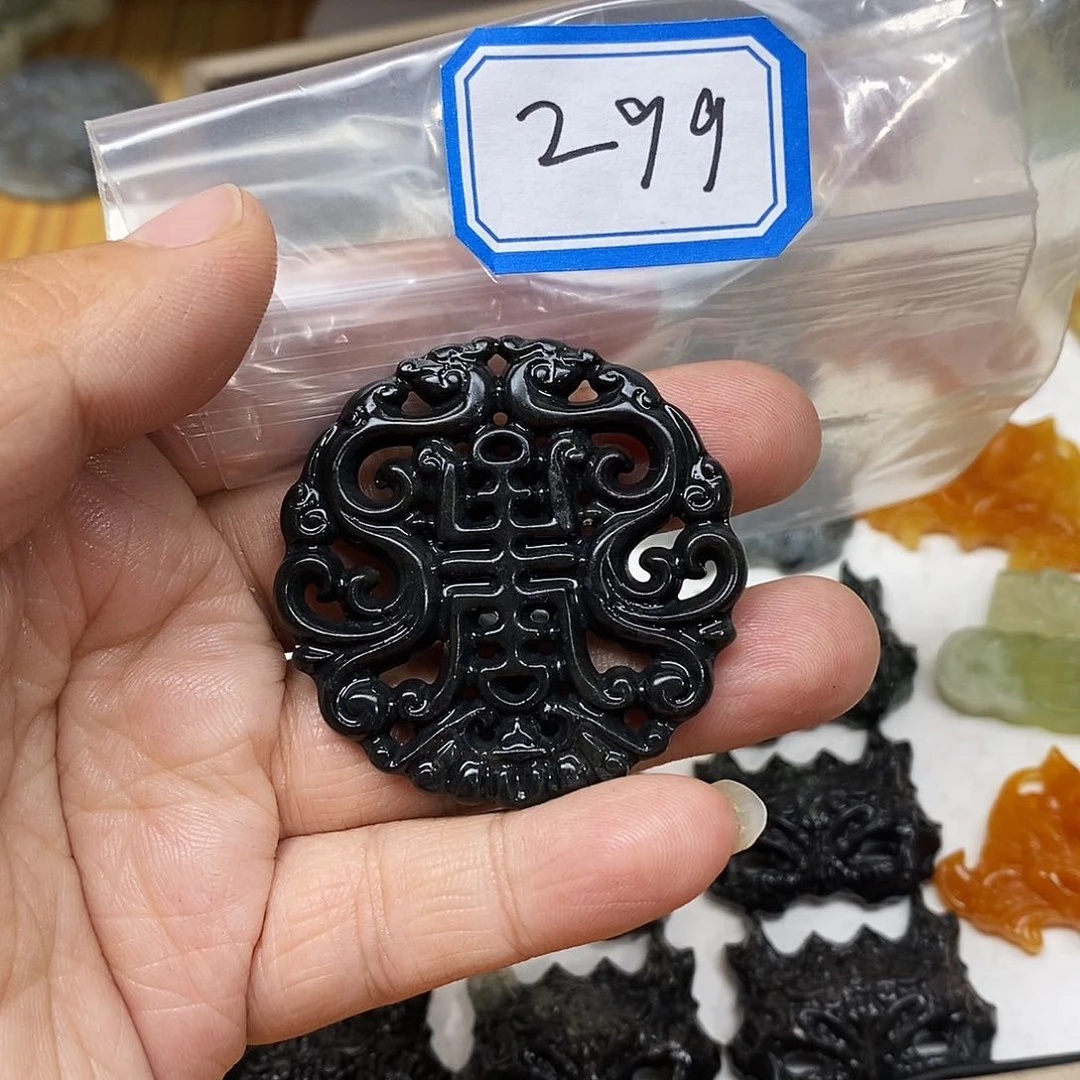 蛇纹石玉未镶嵌吊坠(不含链)299