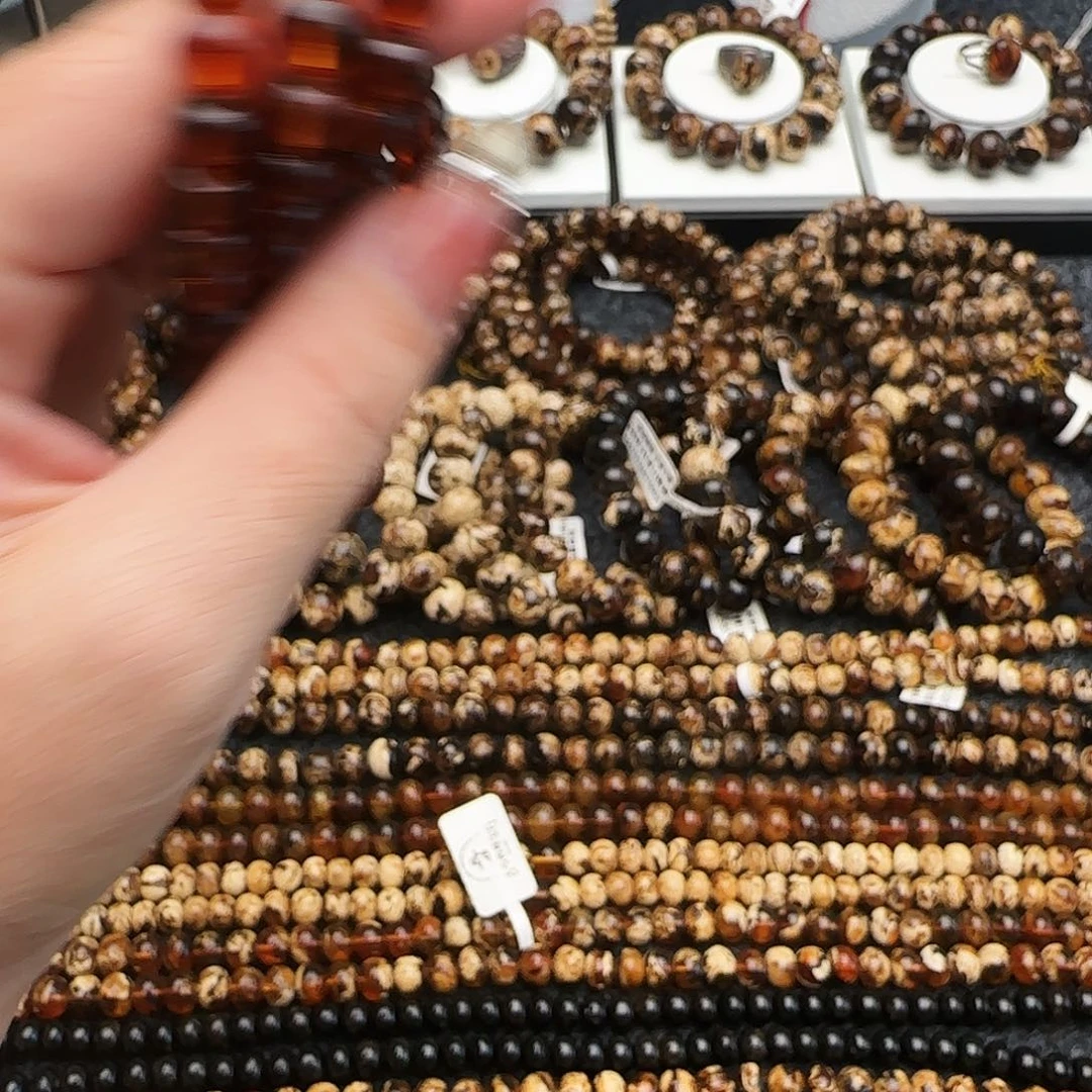 未镶嵌琥珀手链抚顺琥珀