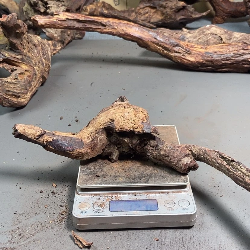 【闪购商品】黄花梨/降香黄檀钢*