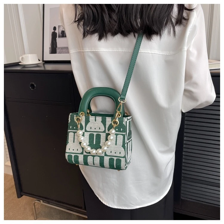 学生通勤大容量斜挎包逛街  跨境风潮手机袋单根波士顿单肩女士