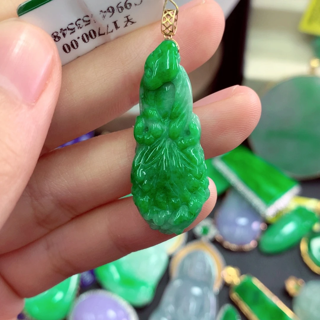吊坠(不含链)18K金镶嵌翡翠