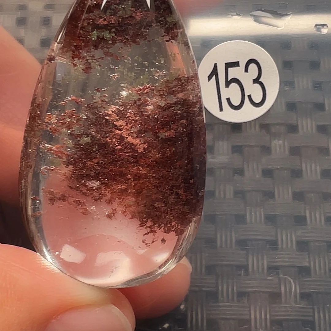 艾***娟颈饰未镶嵌水晶天然