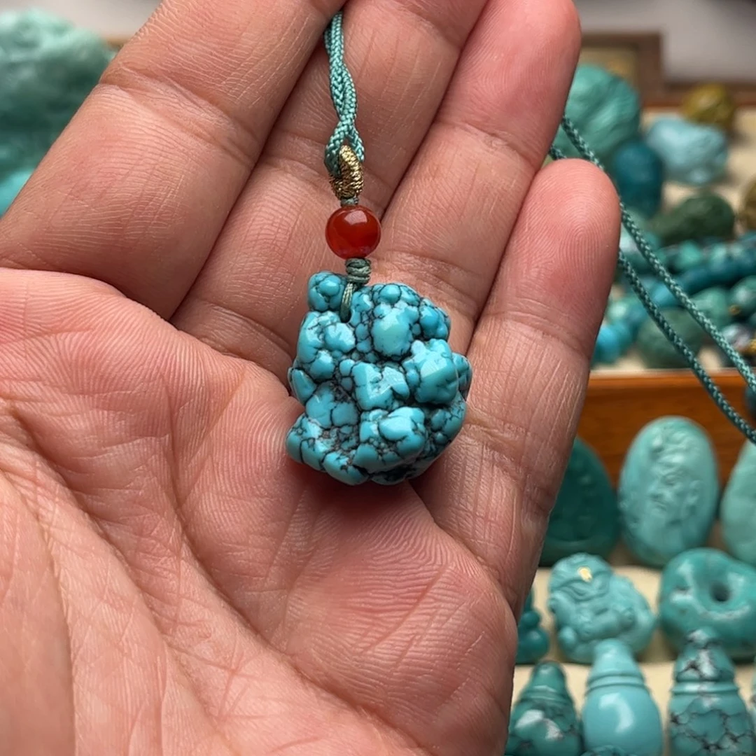 绿松石随形未镶嵌