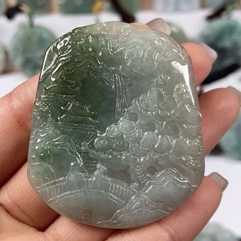 翡翠颈饰未镶嵌山水牌福利