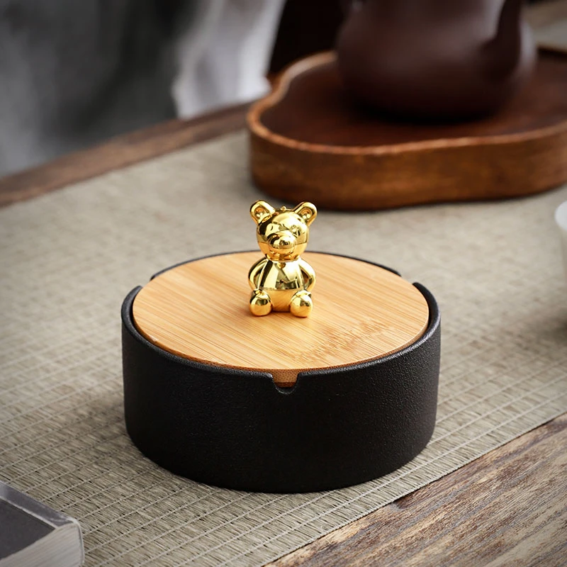 创意北欧风小熊陶瓷带盖烟灰缸家用客厅防飞灰粗陶烟缸茶道配件