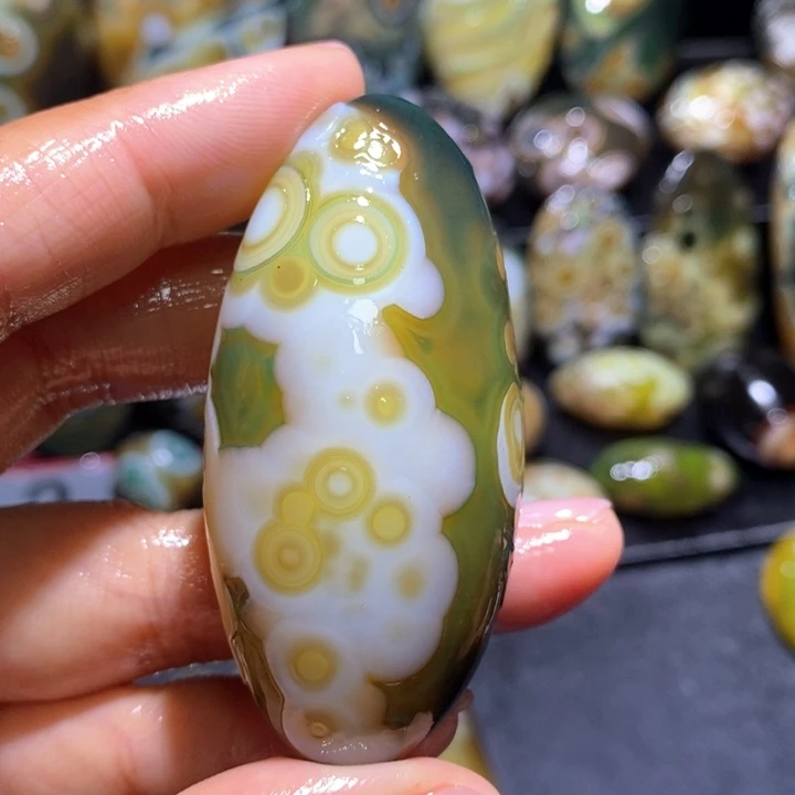 玛瑙/玉髓玛瑙吊坠未镶嵌