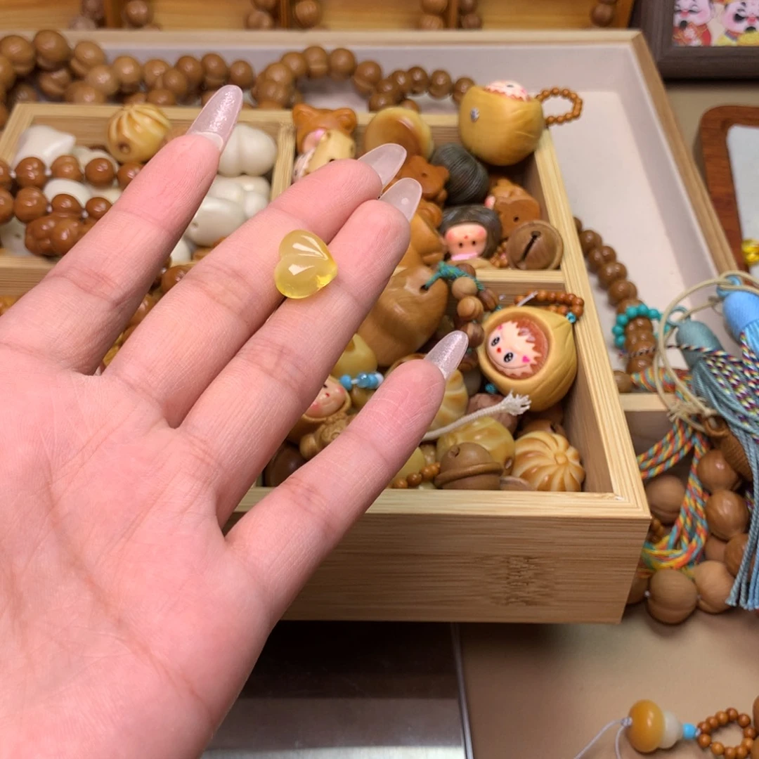 猴头核桃手串爱心小蜜