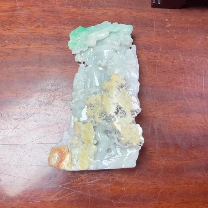 翡翠摆件未镶嵌翡翠