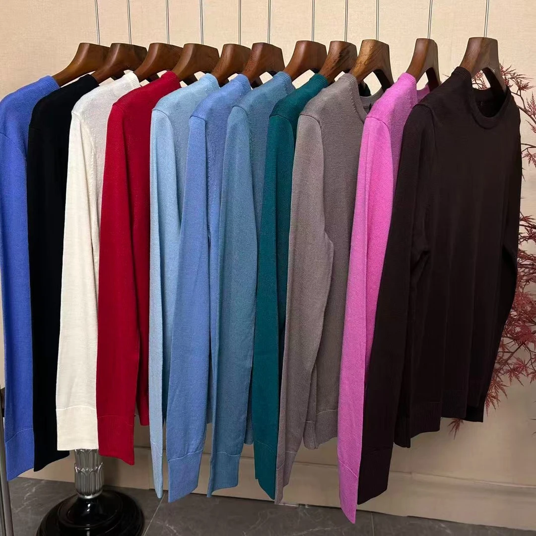 女款圆领针织打底柔软舒适衣服秋冬套头毛衫长袖网红纯色新年