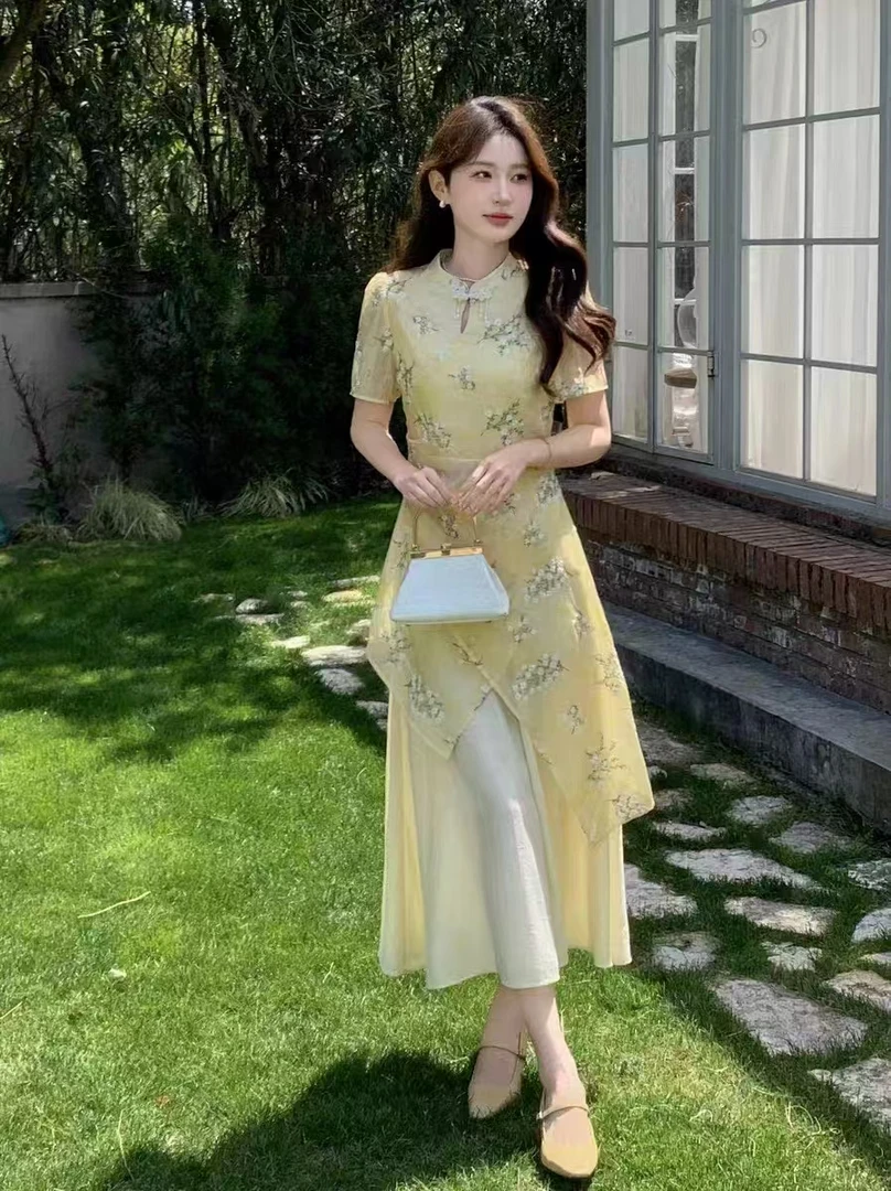2025夏季新中式刺绣假两件气质连衣裙女修身显瘦收腰中长裙