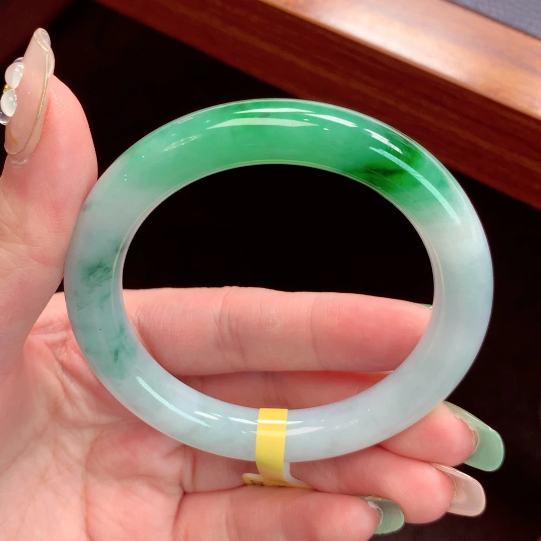 翡翠手镯未镶嵌?***?缅甸