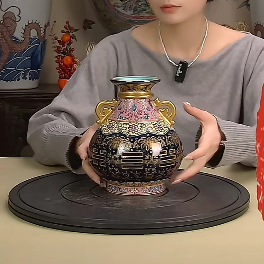 收藏/古玩霁蓝釉八卦纹转心瓶