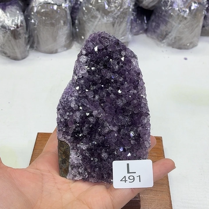 未镶嵌摆件水晶天然紫水晶