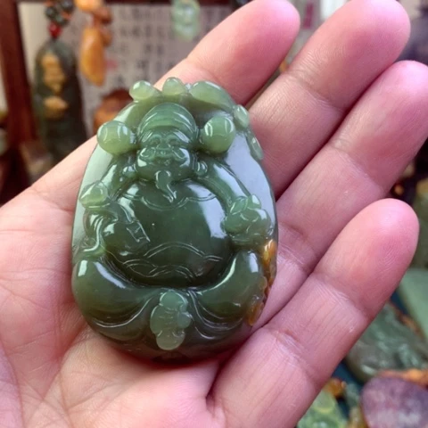 和田玉颈饰未镶嵌